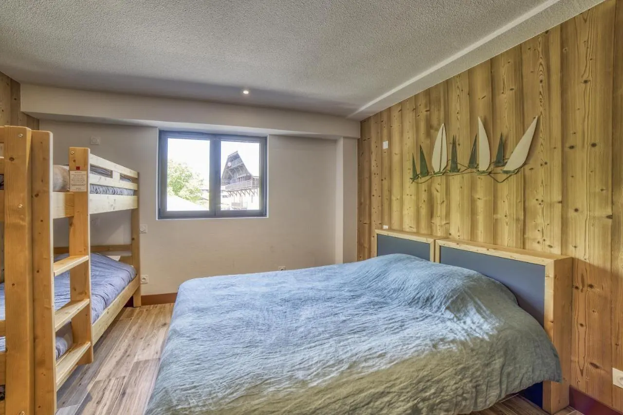 Carline Apartment Morillon 0*,